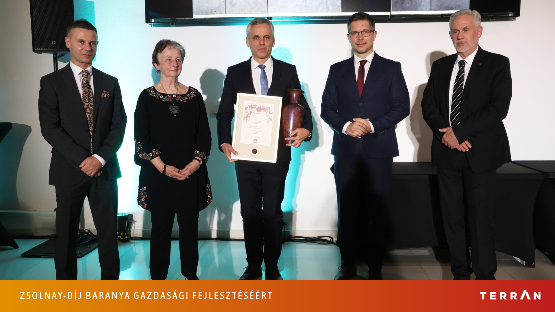 Zsolnay-díj Baranya gazdasági fejlesztéséért